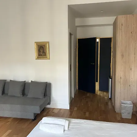 ゲストハウス Casa Serao ナポリ